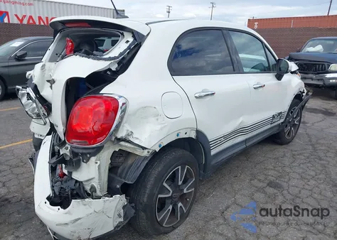 2016 Fiat 500X Easy z USA, uszkodzony, nr VIN ZFBCFYBT1GP514560
